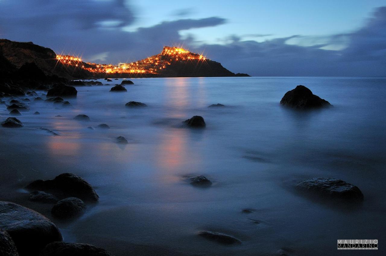 Ricocco Bed and Breakfast Castelsardo Eksteriør billede